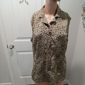 Sag Harbor Plus Size 18T. Leopard Print Sleeveless Zippered Blouse